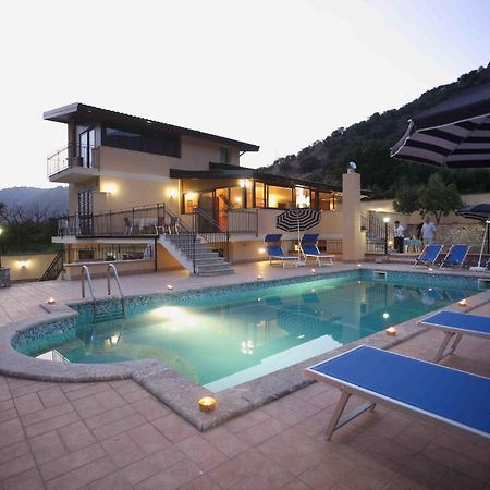 גיארדיני נאקסוס Villa Veronica מראה חיצוני תמונה