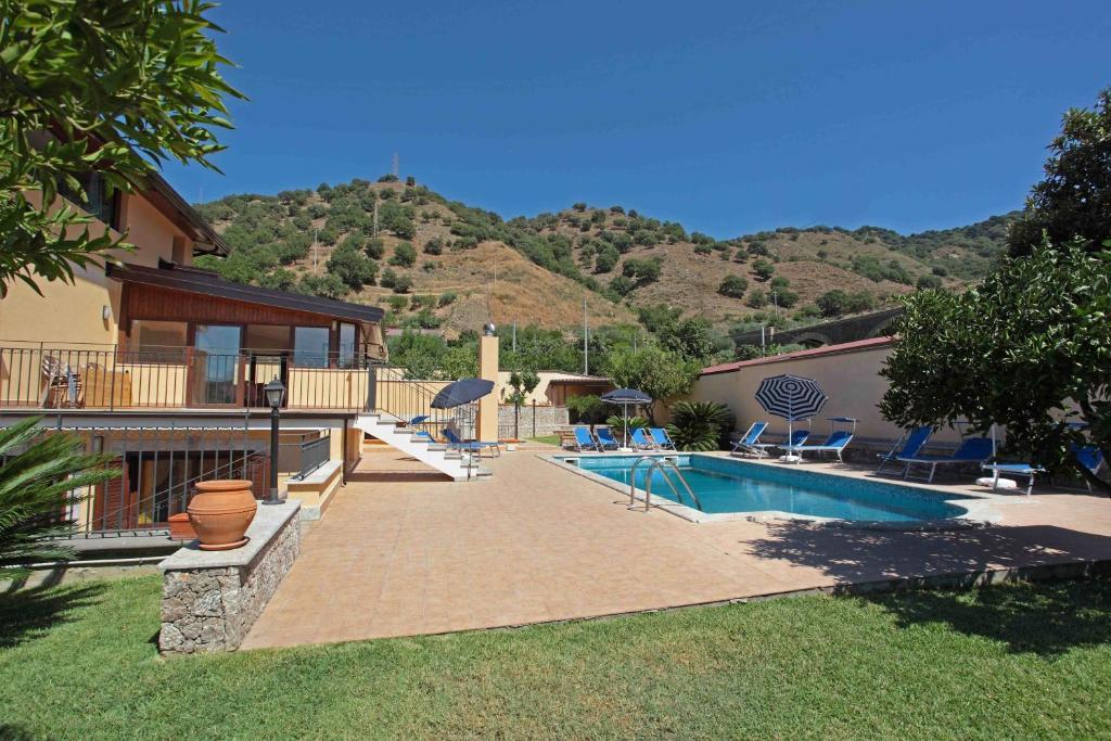 גיארדיני נאקסוס Villa Veronica מראה חיצוני תמונה
