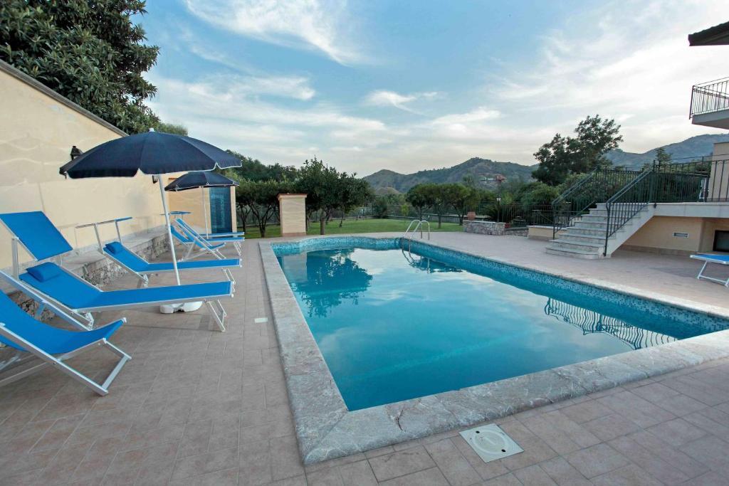 גיארדיני נאקסוס Villa Veronica מראה חיצוני תמונה