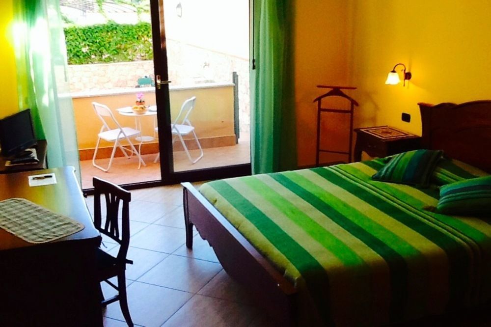 גיארדיני נאקסוס Villa Veronica מראה חיצוני תמונה