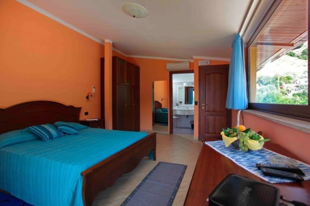 גיארדיני נאקסוס Villa Veronica מראה חיצוני תמונה